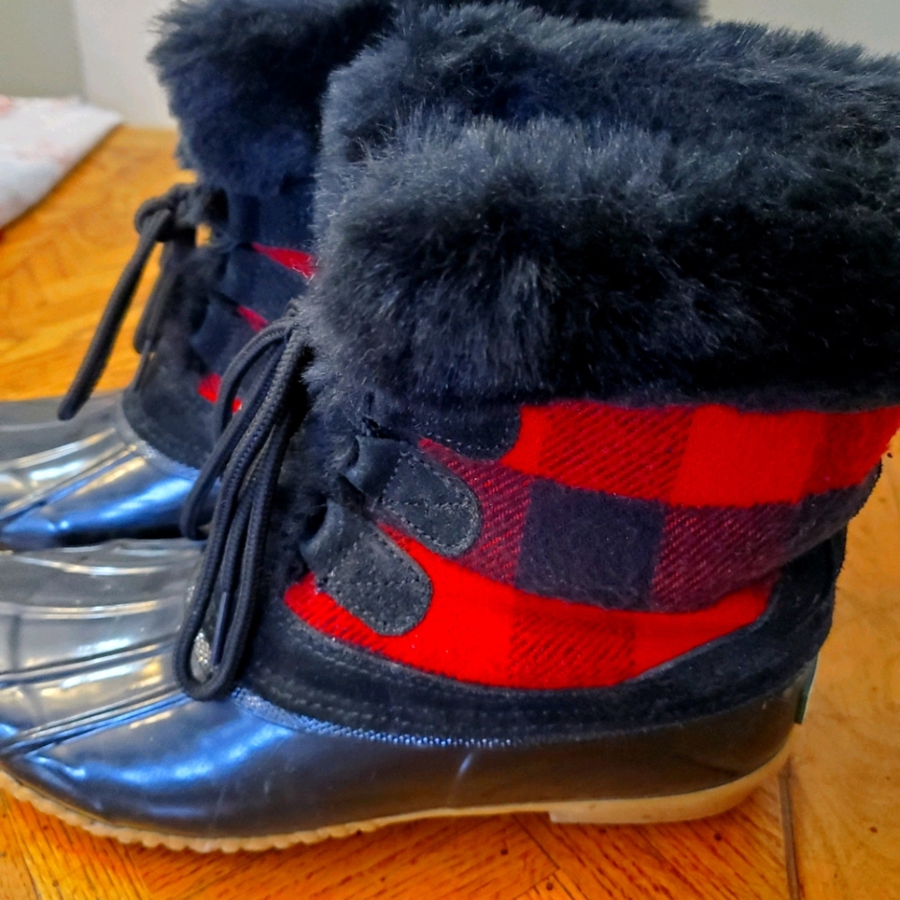 GH BASS & Co buffalo plaid winter duck boots
